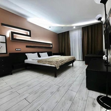 Apartament Жк Самал Де Люкс Ałma Ata Zewnętrze zdjęcie