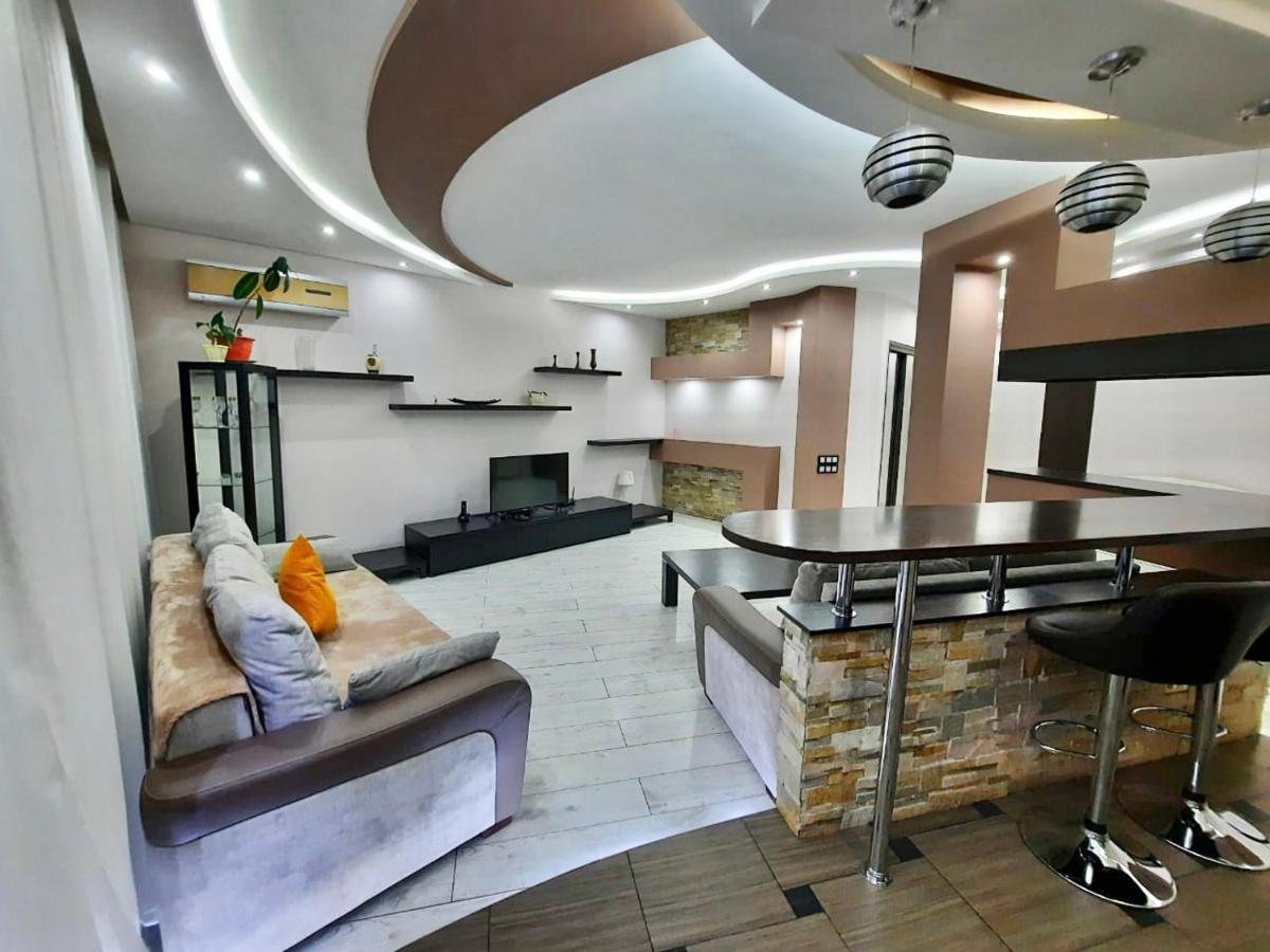 Apartament Жк Самал Де Люкс Ałma Ata Zewnętrze zdjęcie